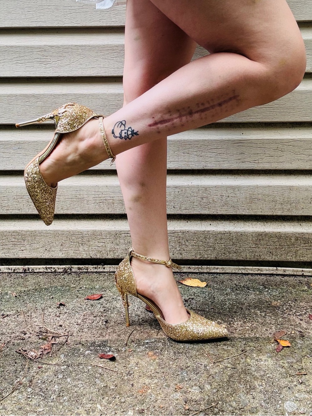 Women's Gold Glitter Pointed-Toe Ankle-Strap Heels